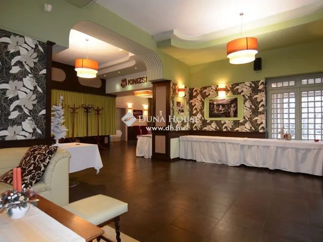 Eladó kereskedelmi és ipari ingatlan Nagykőrös 1480 nm