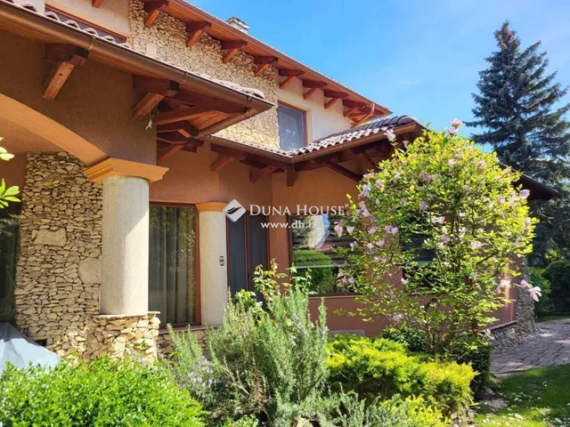 Eladó ház Budapest XVIII. kerület, Szent Imre kertváros 336 nm