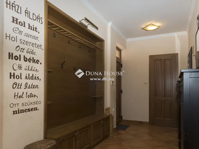 Eladó ház Göd 300 nm