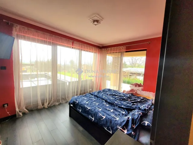 Eladó ház Kerepes 241 nm