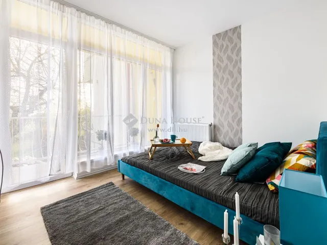 Eladó ház Budapest XII. kerület, Széchenyi-hegy 303 nm