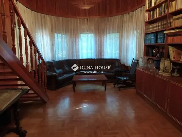 Eladó ház Érd 520 nm