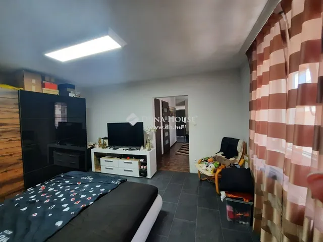 Eladó ház Budapest XVI. kerület, Cinkota 165 nm