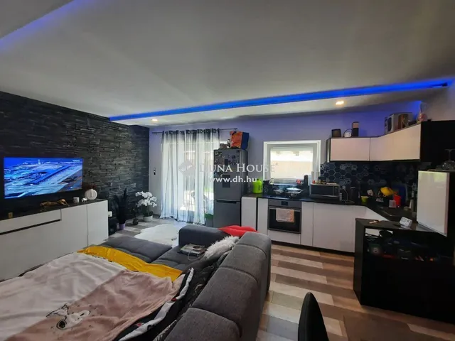 Eladó ház Budapest XVI. kerület, Cinkota 165 nm