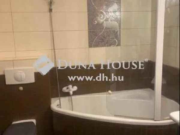 Eladó ház Budapest XIV. kerület, Alsórákos 229 nm