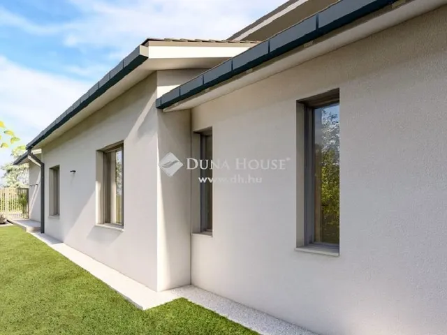 Eladó ház Budapest XVII. kerület, Rákoskeresztúr 251 nm