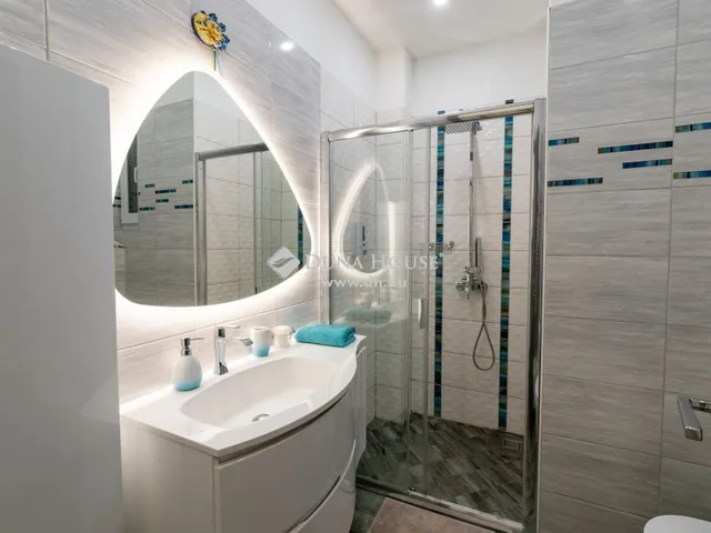 Eladó lakás Budapest IX. kerület, Belső Ferencváros 121 nm