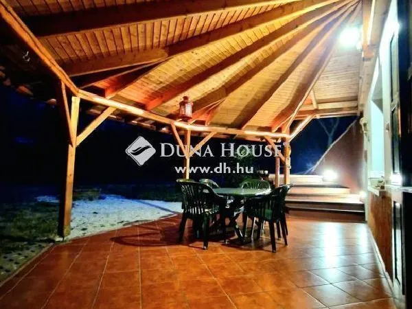 Eladó ház Gyömrő 340 nm