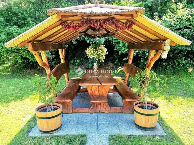 Eladó ház Gyömrő 340 nm