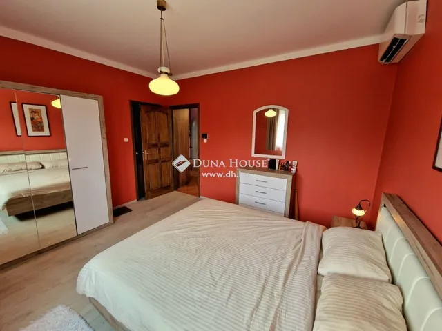 Eladó ház Gyömrő 340 nm