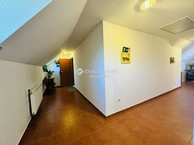 Eladó ház Ecser 600 nm