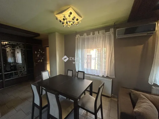 Eladó ház Vecsés 200 nm