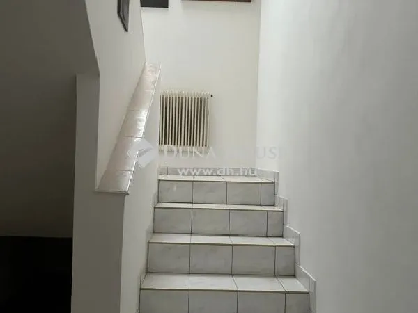 Eladó ház Vecsés 315 nm