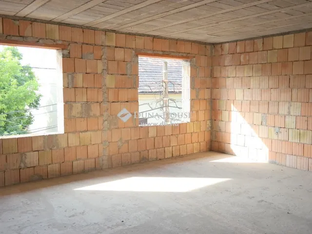 Eladó ház Budapest XX. kerület 295 nm