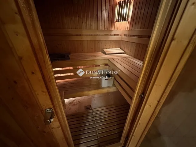 Eladó ház Budaörs 390 nm
