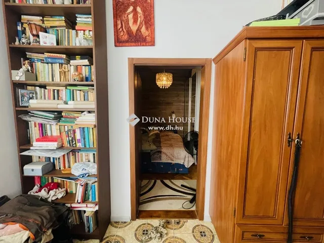 Eladó ház Kartal 270 nm