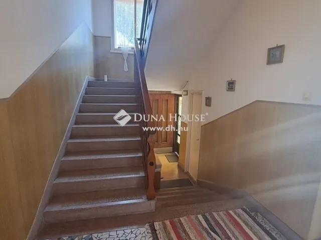 Eladó ház Vecsés 190 nm
