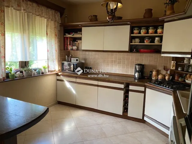 Eladó ház Pécs 514 nm