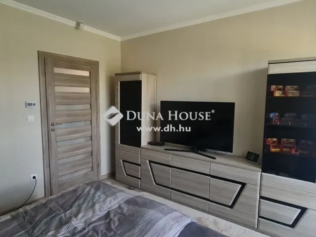 Eladó ház Üllő 355 nm