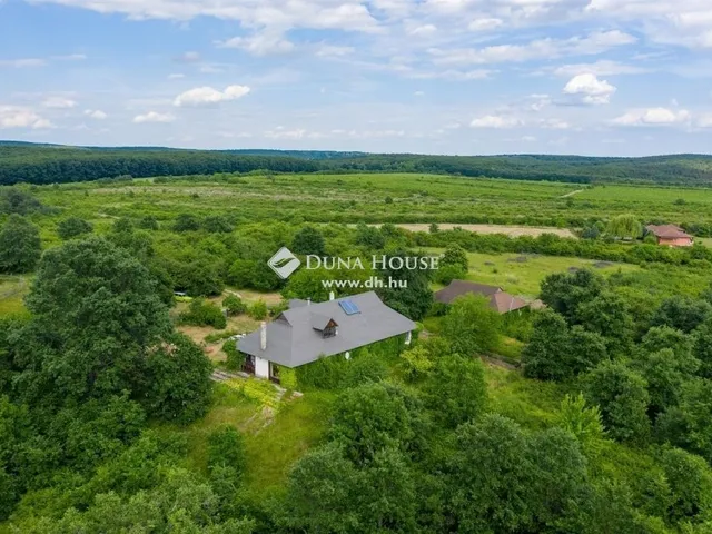 Eladó ház Harsány 160 nm