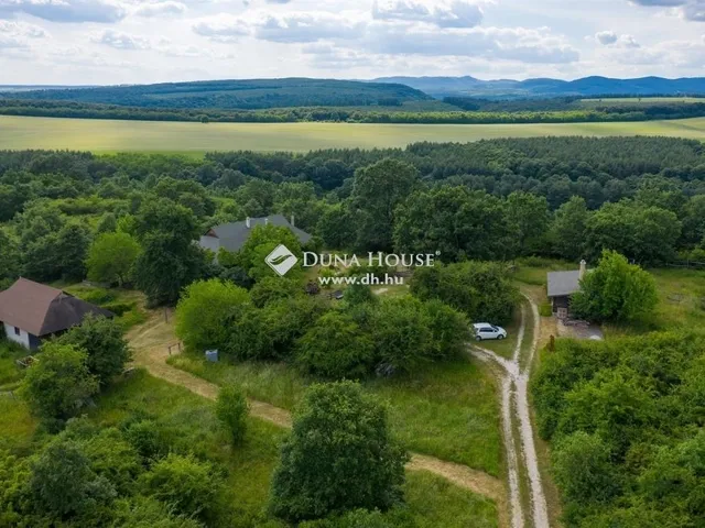 Eladó ház Harsány 160 nm