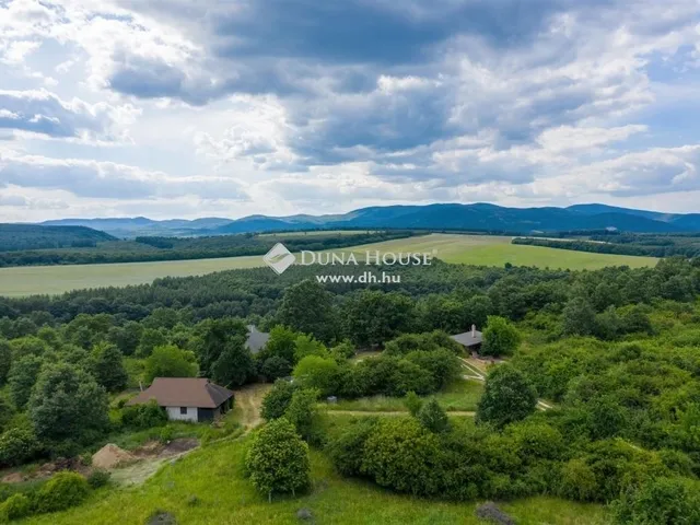 Eladó ház Harsány 160 nm