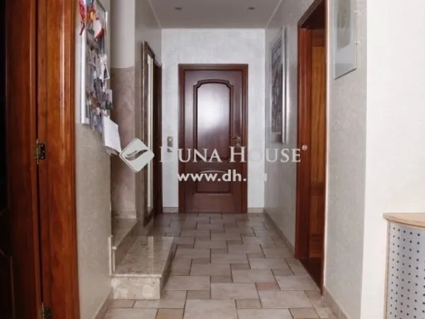 Eladó ház Szada 380 nm