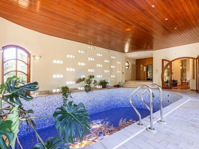 Eladó ház Herceghalom 600 nm