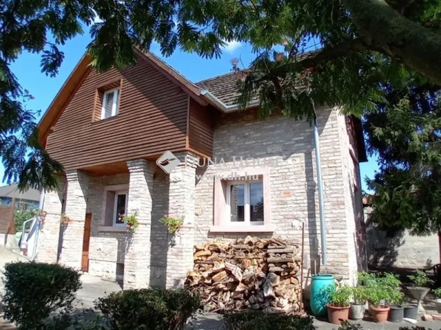 Eladó ház Piliscsaba 450 nm