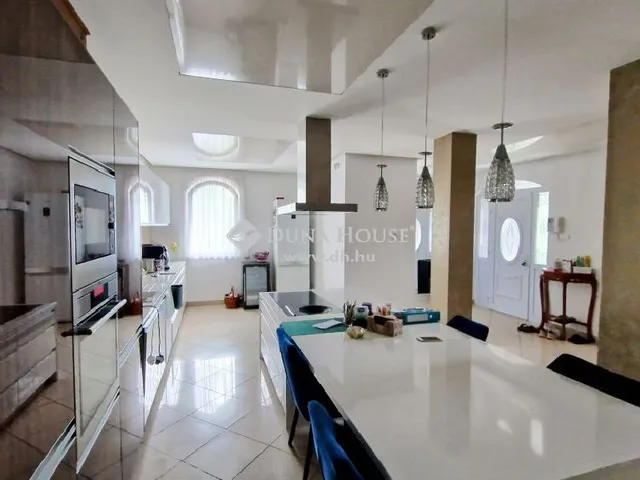 Eladó ház Göd 580 nm