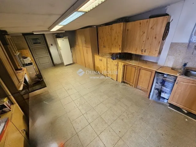 Eladó ház Budapest XVII. kerület 249 nm