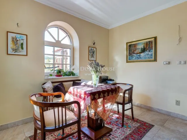 Eladó ház Erdőkertes 282 nm