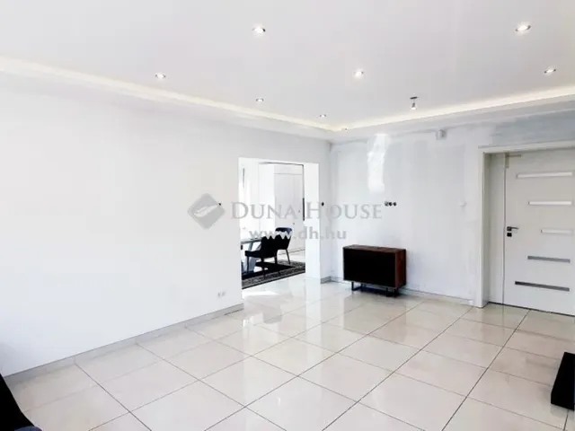 Eladó ház Csévharaszt 250 nm