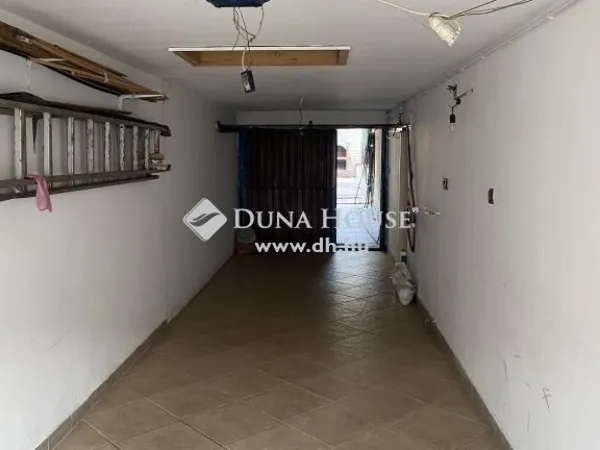 Eladó ház Fót 262 nm
