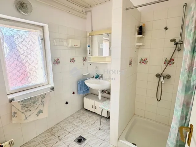 Eladó ház Balatonfenyves 274 nm