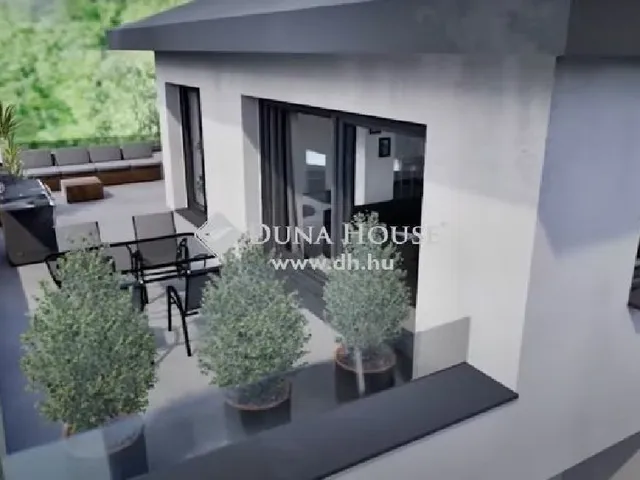 Eladó ház Pécel 214 nm