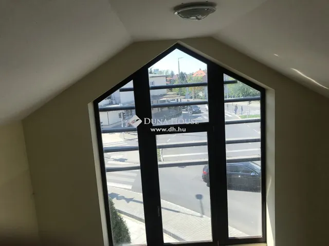 Eladó ház Balatonfüred 360 nm