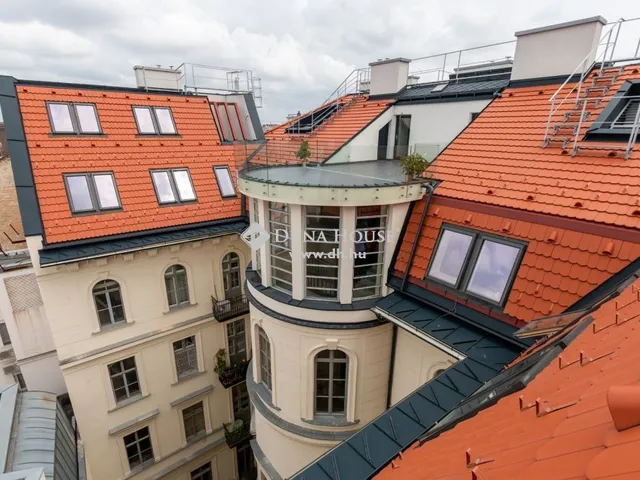 Eladó lakás Budapest VI. kerület, Nagykörúton belüli terület 126 nm