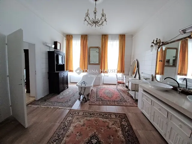 Eladó ház Nemesvita 1050 nm