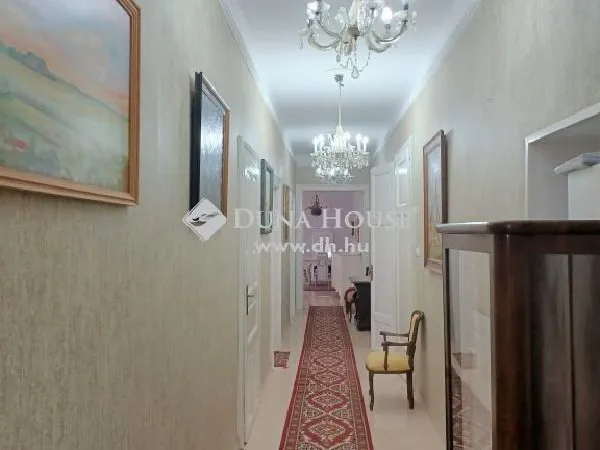 Eladó ház Nemesvita 1050 nm