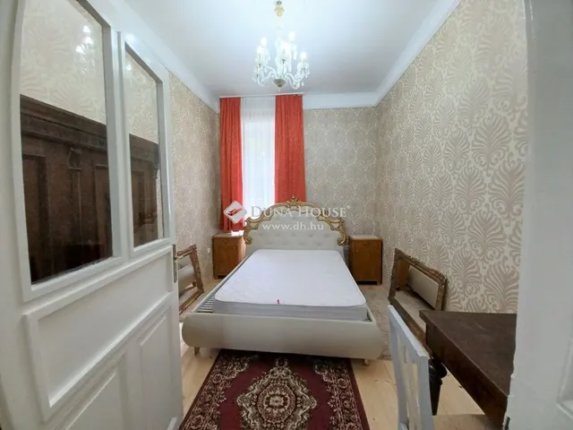 Eladó ház Nemesvita 1050 nm