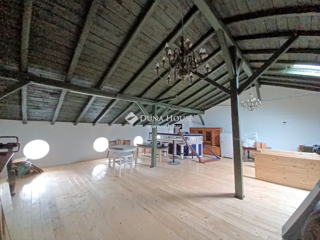 Eladó ház Nemesvita 1050 nm