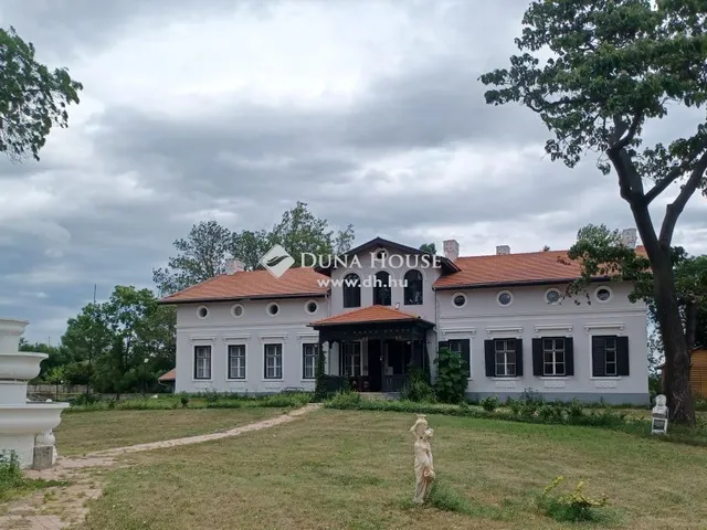 Eladó ház Nemesvita 1050 nm