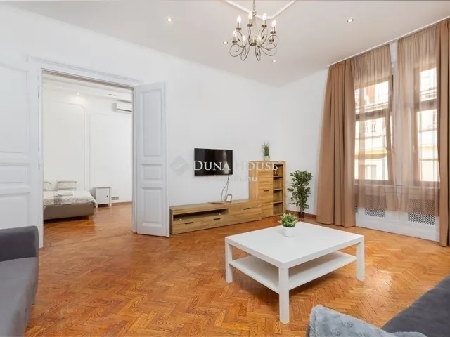Eladó lakás Budapest VI. kerület 101 nm