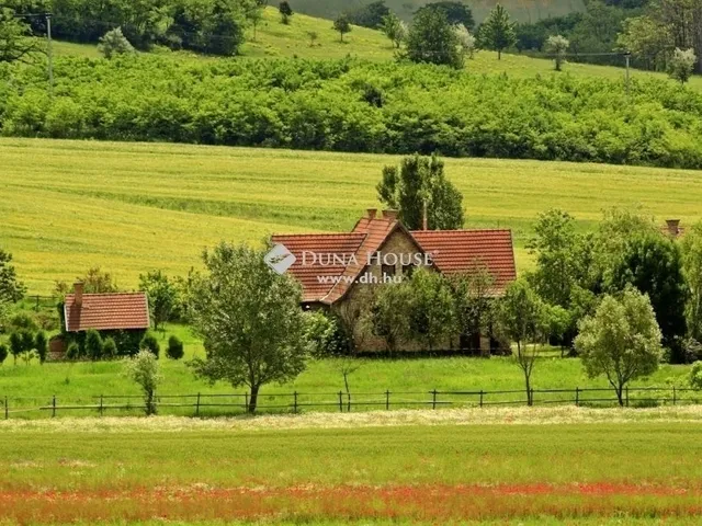 Eladó ház Vácegres 194 nm