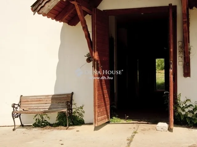 Eladó ház Vácegres 194 nm