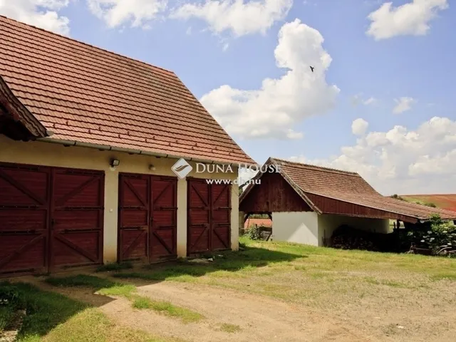 Eladó ház Vácegres 194 nm