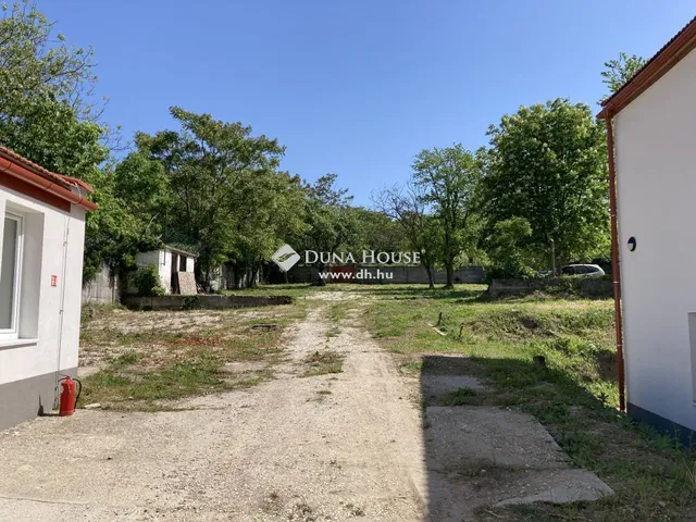 Eladó ház Esztergom 1199 nm