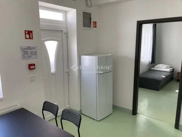 Eladó ház Esztergom 1199 nm