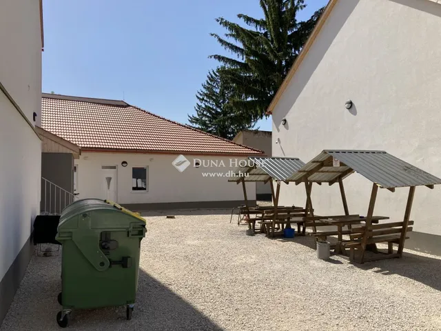 Eladó ház Esztergom 1199 nm